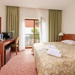 Hotel Regina 3*