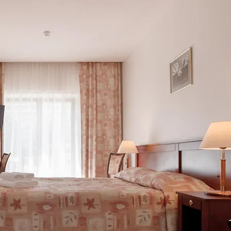 Viešbutis Regina 3*